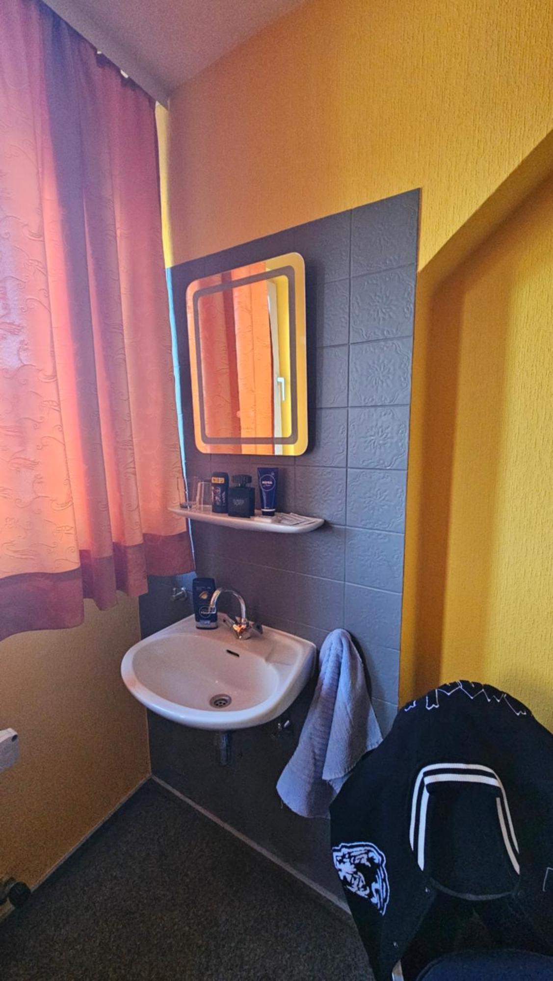 Kenner Treff Hotel Kültér fotó