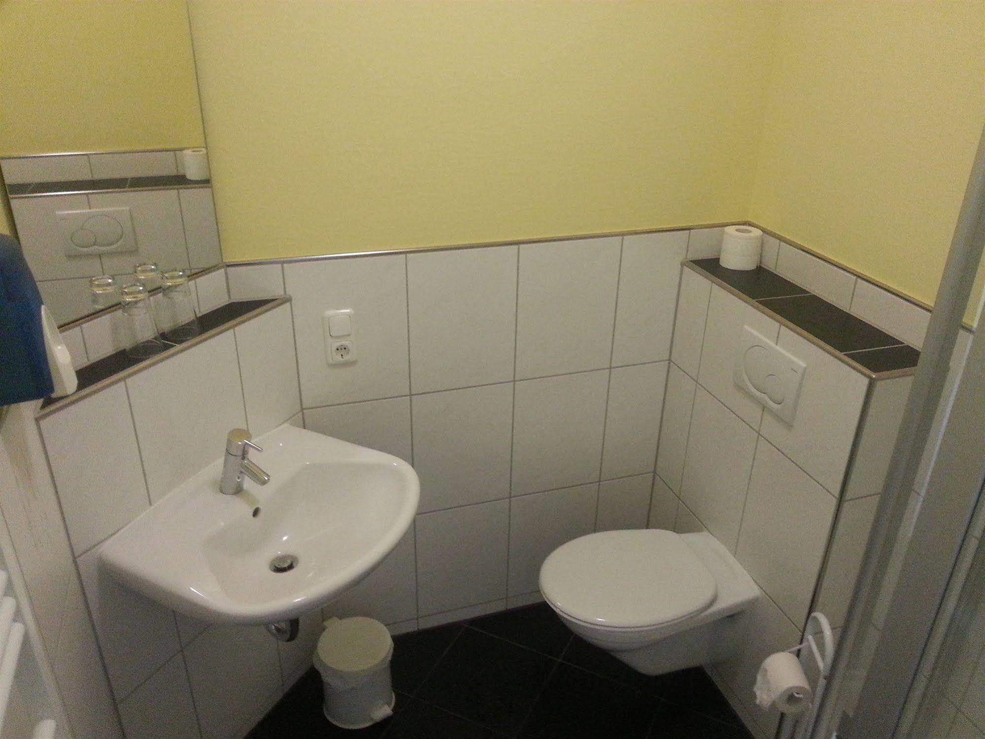 Kenner Treff Hotel Kültér fotó