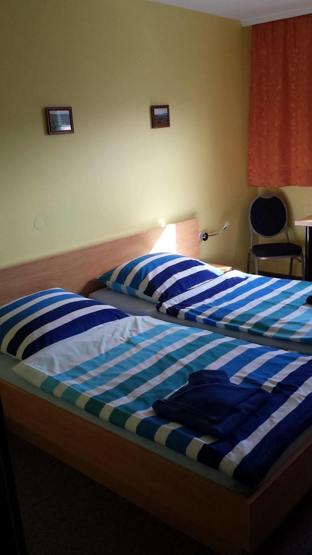 Kenner Treff Hotel Kültér fotó